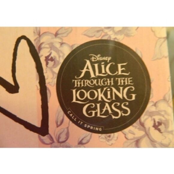 Disney Alice in Wonderland Beige Heels Sz 10‎ - Picture 4 of 4